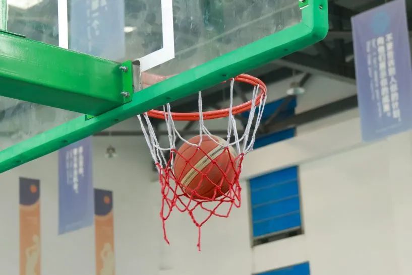 校園籃球賽︱“籃”不住的青春，“籃”不住的精彩
