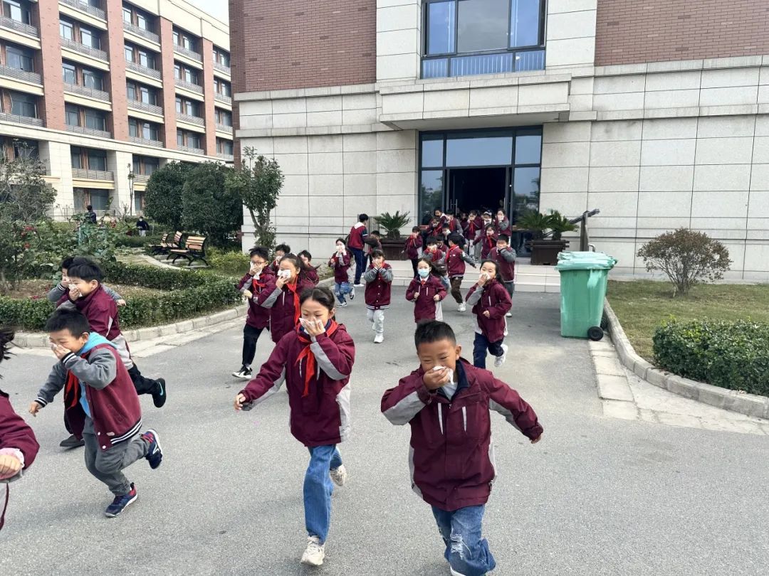 預防為主，生命至上 | 蚌埠博雅培文小學部“消防疏散演練”活動